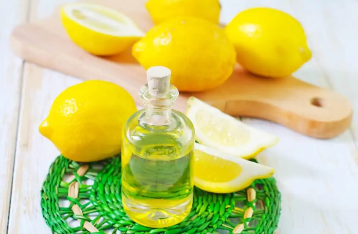 Лимон и оливковое масло для очистки серебряных украшений